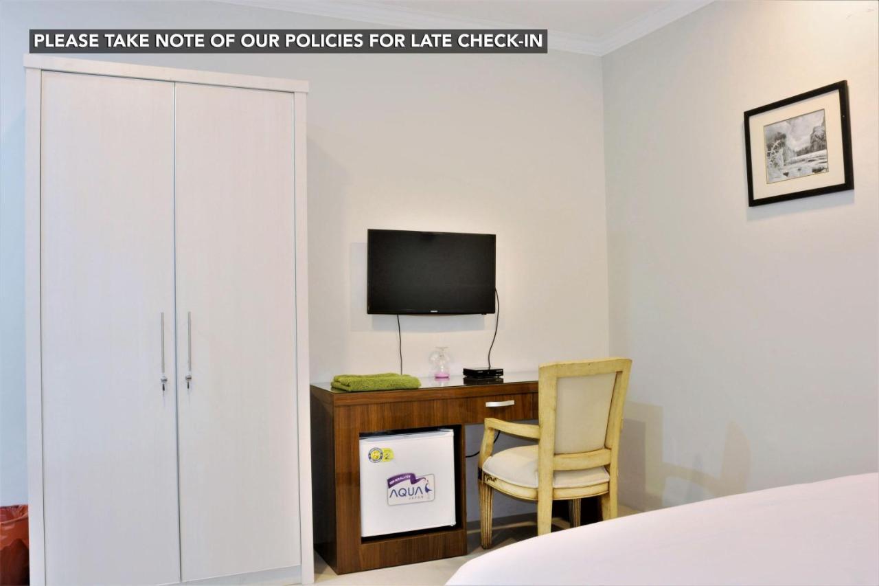 Kemang Eleven Hotell Jakarta Eksteriør bilde